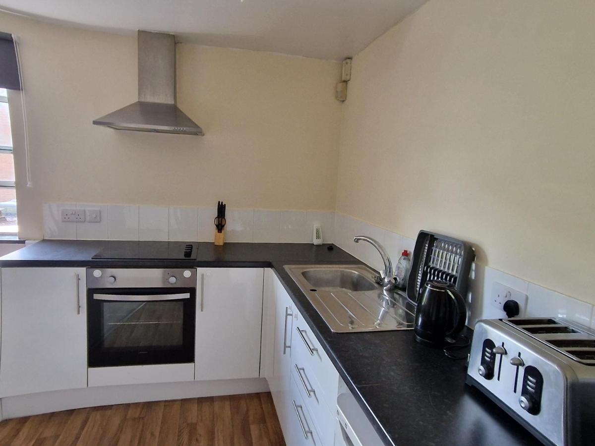 Maidstone Heights III - 1 Bedroom In Maidstone! Bagian luar foto